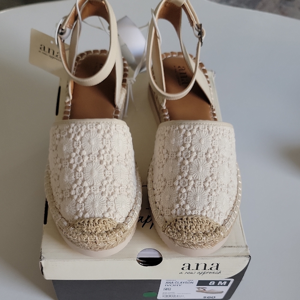 a.n.a Beige Floral Espadrille Flats. 8